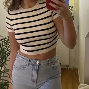 Zara t-shirt - Snygg men används knappt🧸
