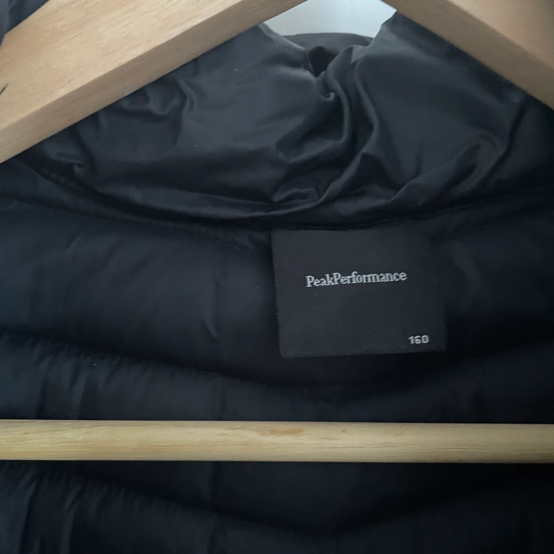 Peak Performance FROST Down Hood Jacket - 90