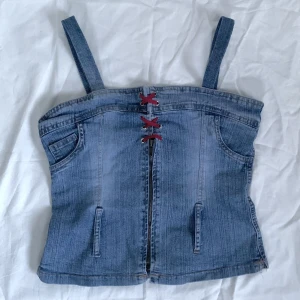 Jeanskorsett - Jeanskorsett<3