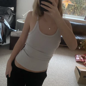 Ljusgrått linne - Bra skick