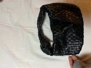 Svart väska - Svary vöska köpt utomlands använd några gånger 