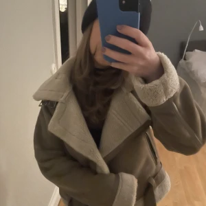 Ytterplagg  - Jacka från zara jätte snygg och skön💗 