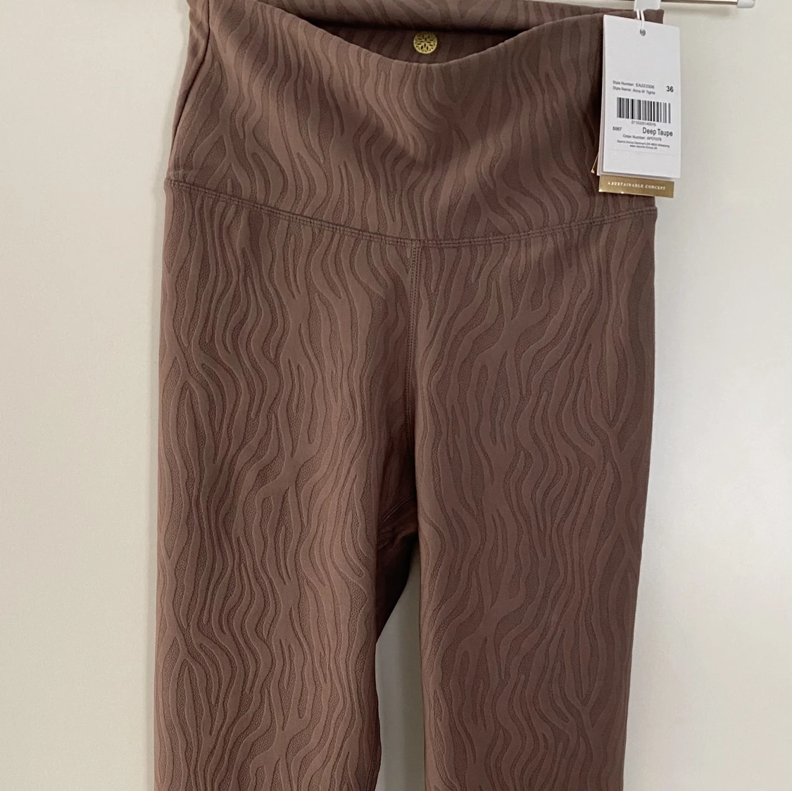 Athlecia träningstight nya med lappar kvar! 