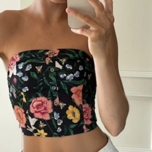 Top - Top från hollister  Aldrig använd, prislapp kvar  Storlek S