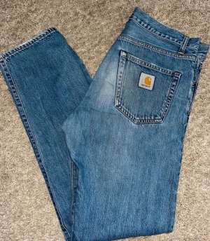Carhartt Jeans - FRI FRAKT mått i dm, storlek 32x30 Bra skick