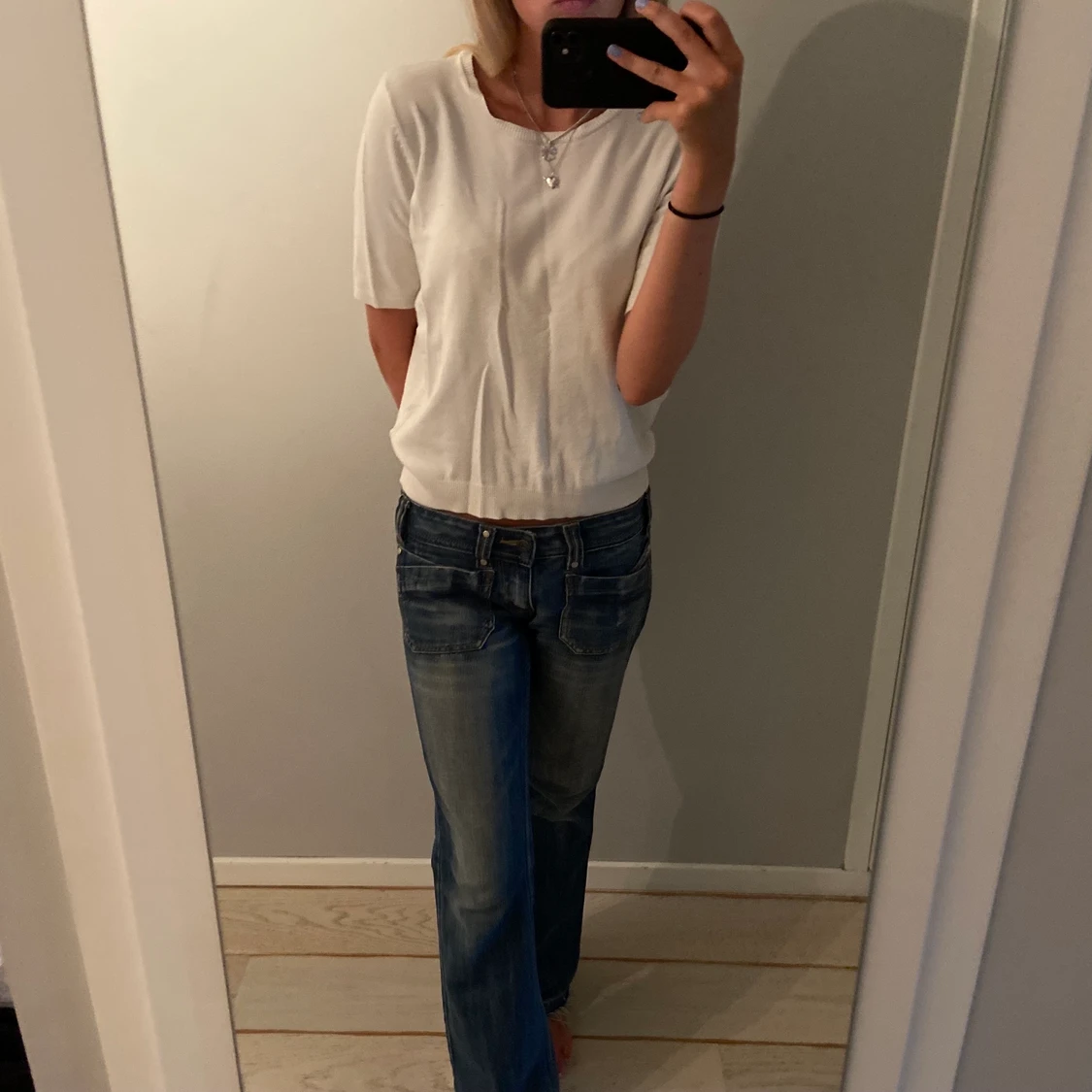 Vanlig vit stickad t-shirt - 91