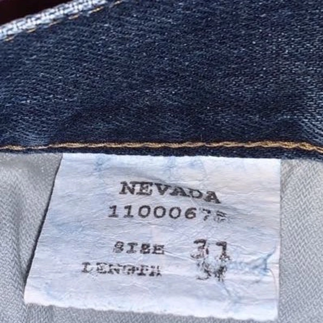 Typ lågmidjade - 91