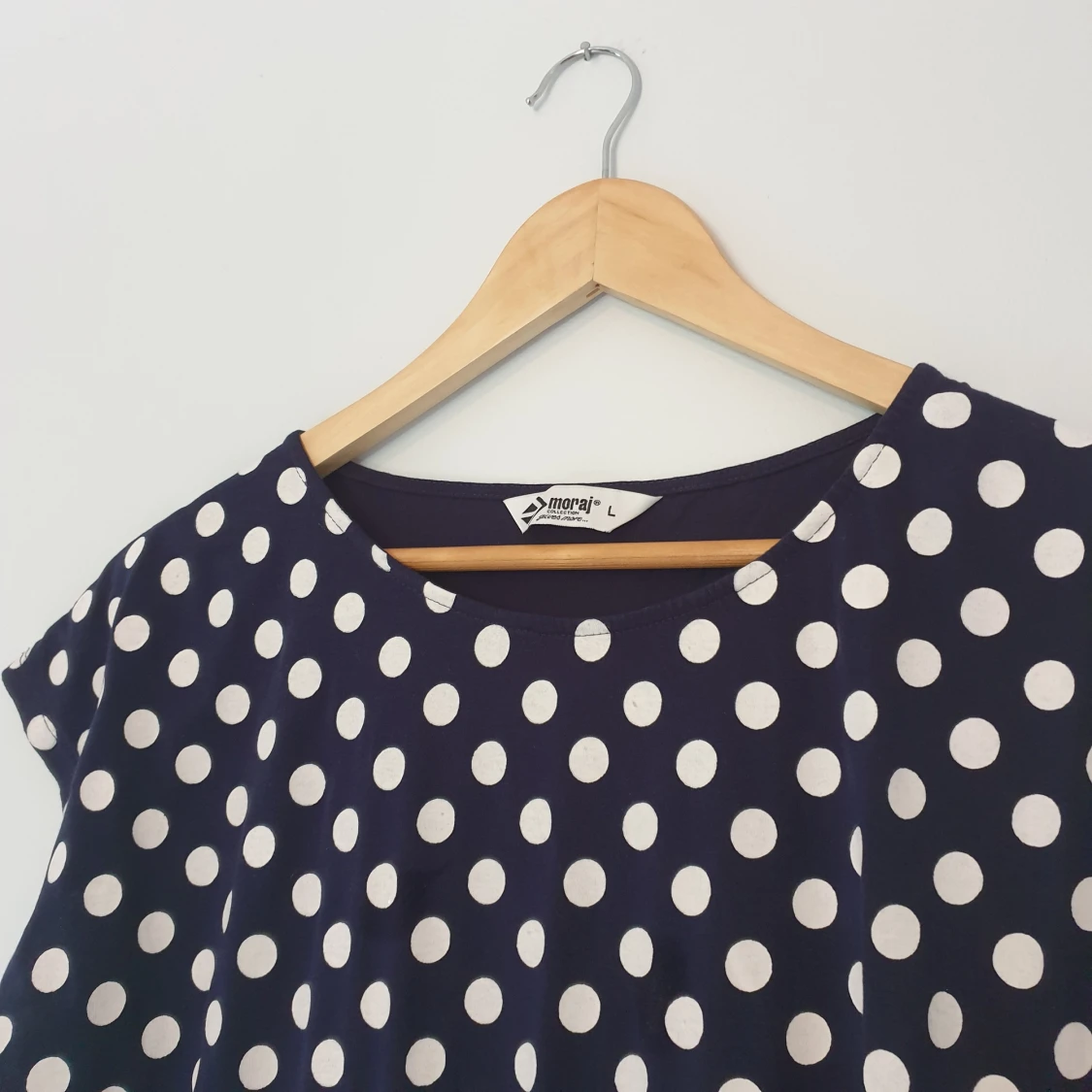 Prickig klänning - 91