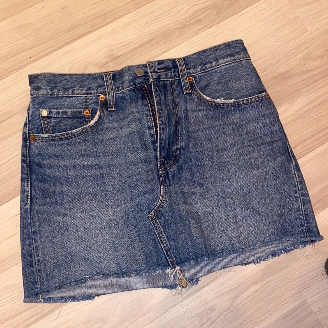 Levis kjol - 90