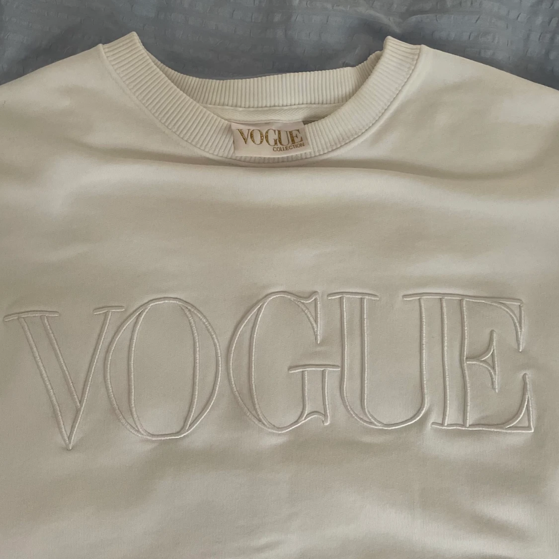 Vogue sweatshirt 