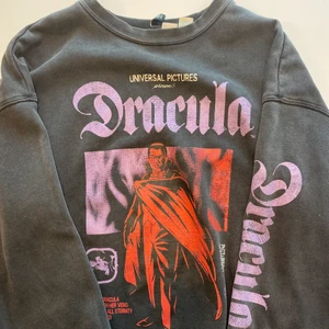 Sweetshirt med tryck  - Skit cool sweetshirt med tryck från h&m! 