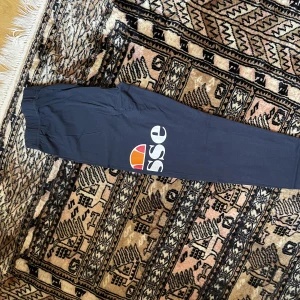 Sport leggings  - Bra skick, passar bra på S