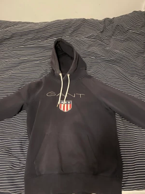 Gant hoodie - En gant hoodie inte använd så mycket och är i bra skick