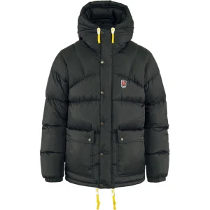 Fjällräven jacka - Säljer min fjällräven jacka i modellen expedition down. Säljer då jag tröttnat lite på den men den är i fint skick. Skriv privat för fler bilder💕