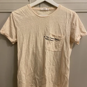 T-shirt - En fin tröja från mango i storlek S