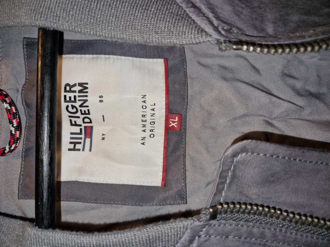 Tommy Hilfiger Bomberjacka - 90