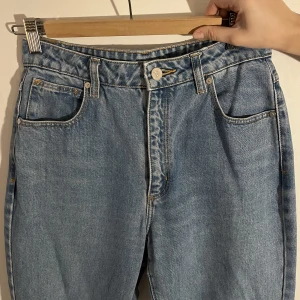 Abrand jeans  - Snygga, blåa Abrand Jeans. Fint skick! 94 High Slim! 