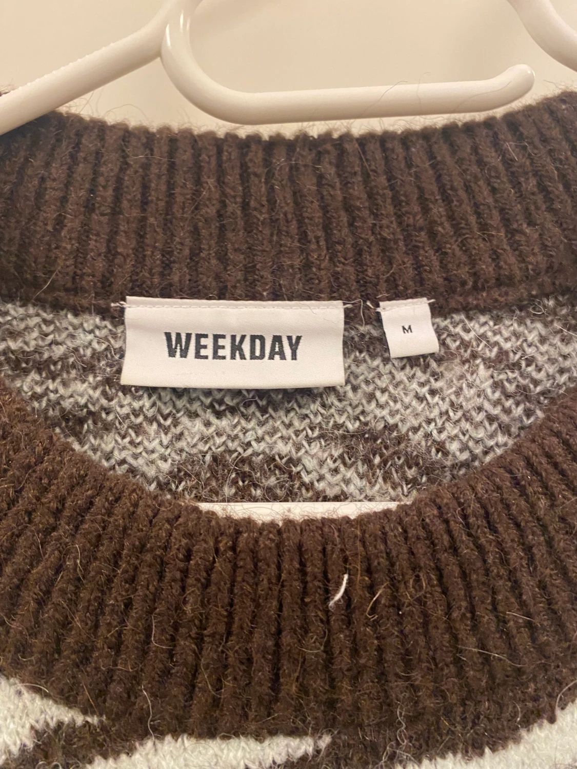 Stickad tröja  - 90