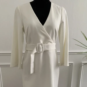 Klänning  - NA-KD x Linn Ahlborg 