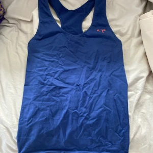 Tränings linne  - Vanligt tränings linne  Storlek m Frakt 60kr