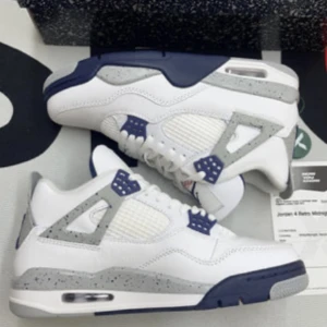 Jordan 4 Retro - Nya fina för 1300 skriv om ni är intresserade