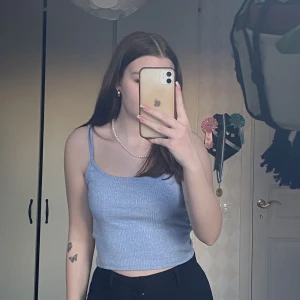 Blått linne - Använd några fåtal gånger och inga defekter 