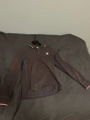 Moncler pike - Moncler pike, nypris 2800