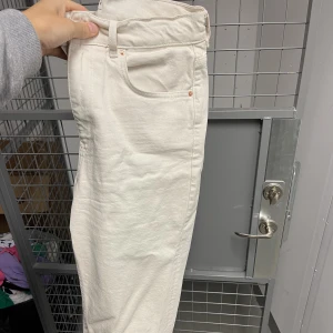 Nya jeans - Vita jeans från gina strl 38 
