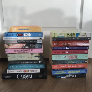 Böcker - Hej! Säljer böcker 20 kr styck. Vissa är i sämre skick än andra, då går det bra med 10 kr. Först till kvarn! ⭐️ Frakt tillkommer.  