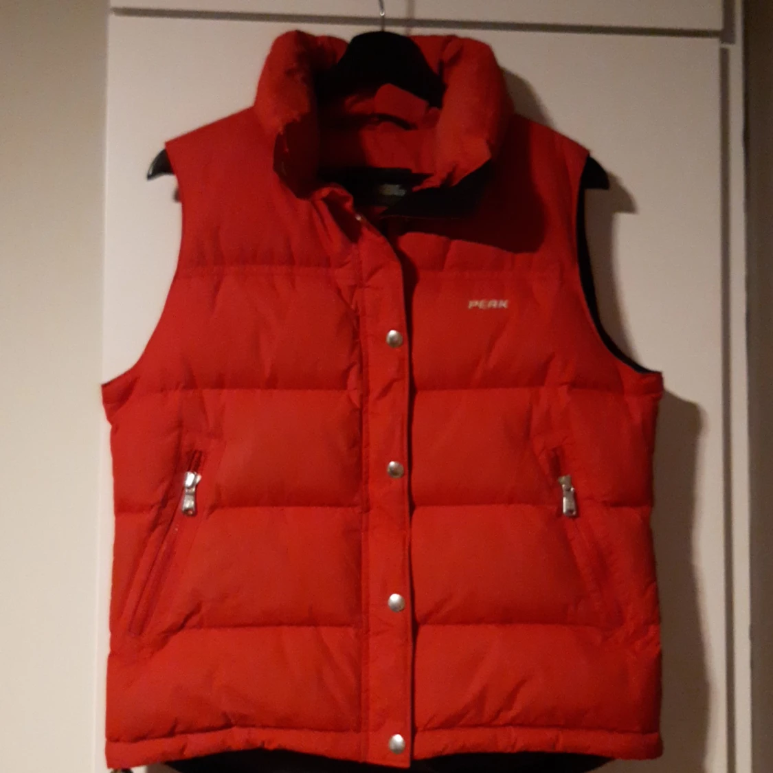 Dunväst från Peak Performance