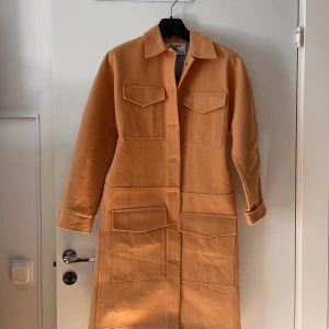 Acne Jeanskappa - Oanvänd, bra skick 