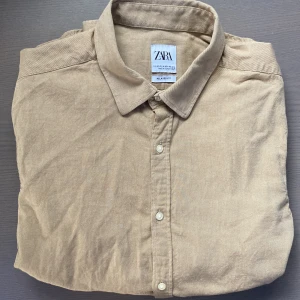 Skjorta - Använd skjorta 