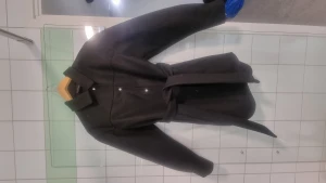 Kappa - Jätte fin kappa frpn veromoda .storlek m  Använd 2 gånger. 