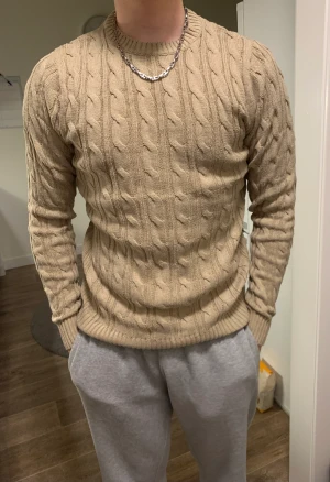 Stickad Bommulströja - Fint bomullströja, köpt från lager157, använt fåtal ggr