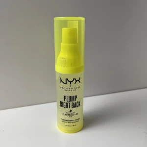 Nyx plump right back - Se bilder för återstående mängd! Endast testad!
