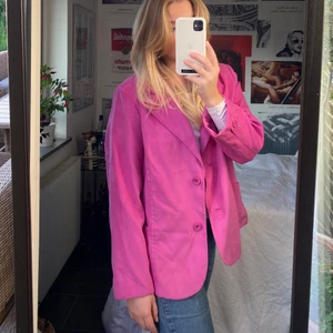 Rosa kavaj - Knallrosa kavaj