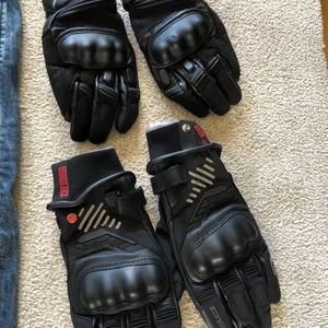  motorcykelhandskar   - två par motorcykelhandskar för sommar och vinter  Perfect condition 