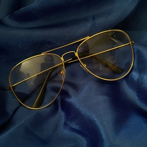 Fashion gold ram eye glass  - #guld #fashion #eyeglass 