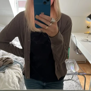 Kofta - Den trendiga hm koftan i storlek S! Använd nån gång bah!