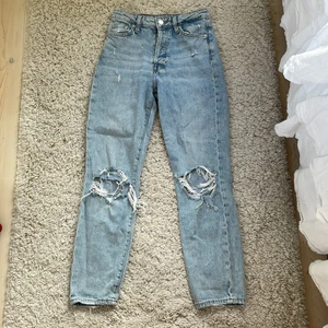 Jeans - Jeans köpta från Plick så vet inte vart dom är ifrån, Använda men i fint skick 💗