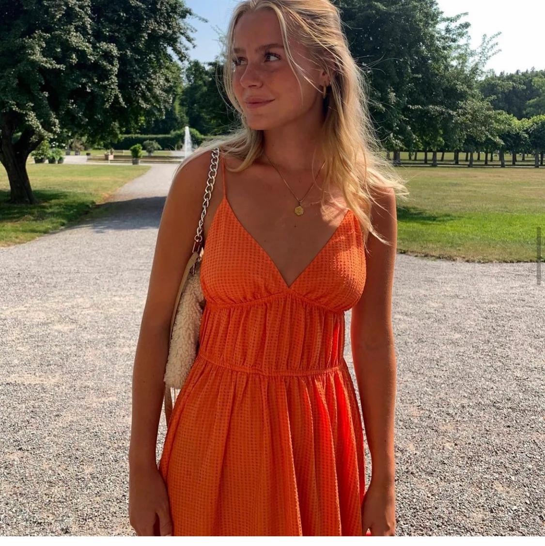 Orange H&M klänning - 91