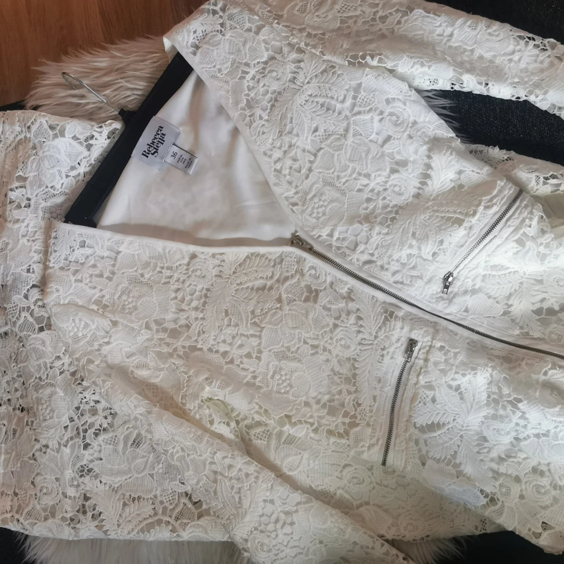 Rebecka stella spetsklänning - 90