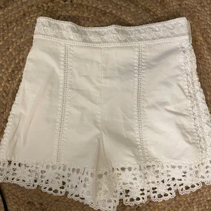 Zara shorts - Använda en gång pga att de är för stora