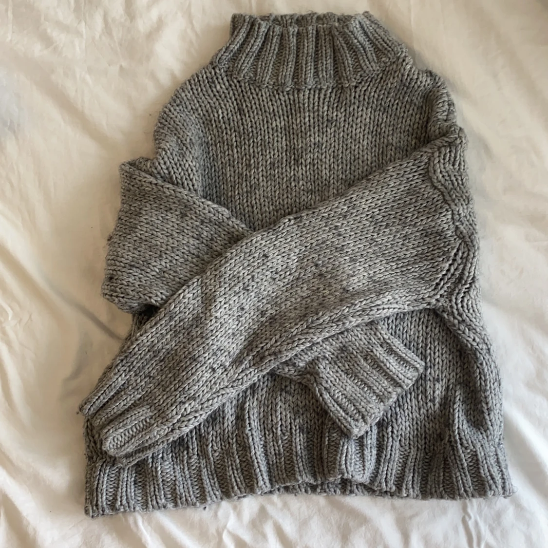 Bershka Sweater grå 