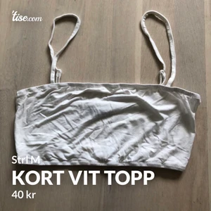 Kort topp från shein - Ny kort topp från shein  40kr  Kontakta för att köpa Frakt 26
