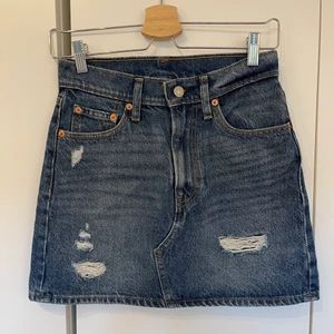 Levis kjol - Helt ny kjol