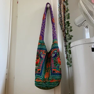 Väska - Underbar väska men har många liknande 🌞🙏🏼 exklusive frakt