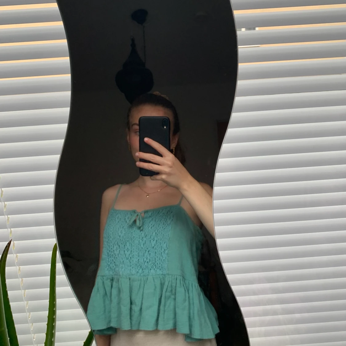 Turkos volangtopp - 90