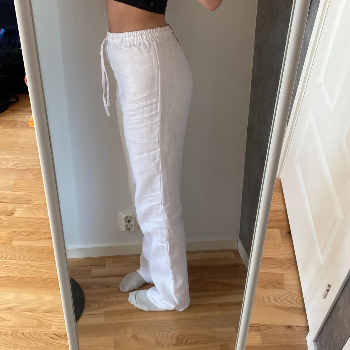 Oanvända linnebyxor  - 90