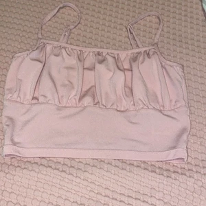 Rosa Topp -  En söt rosa topp från hm 